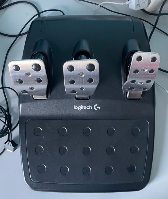 Logitech G29 — Volan + Mjenjac + Pedale
