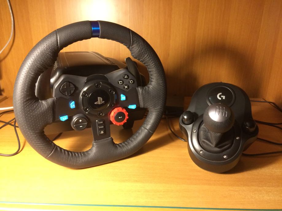 Logitech G29 volan s shifterom i garancijom još godinu i 9 mjeseci