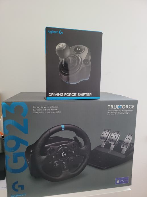 Logitech g923 + Logitech G Driving Force Shifter
