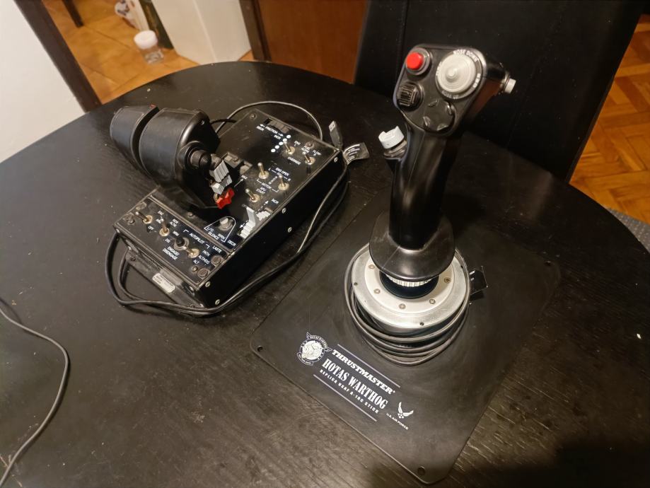 Thrustmaster HOTAS Warthog Joystick + Throttle Quadrant