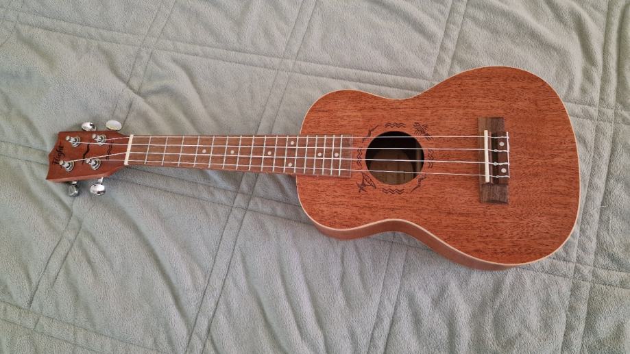 UKULELE FLIGHT DUC323 MAH NAT KONCERT