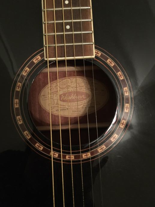 Washburn WD10 Akustična gitara