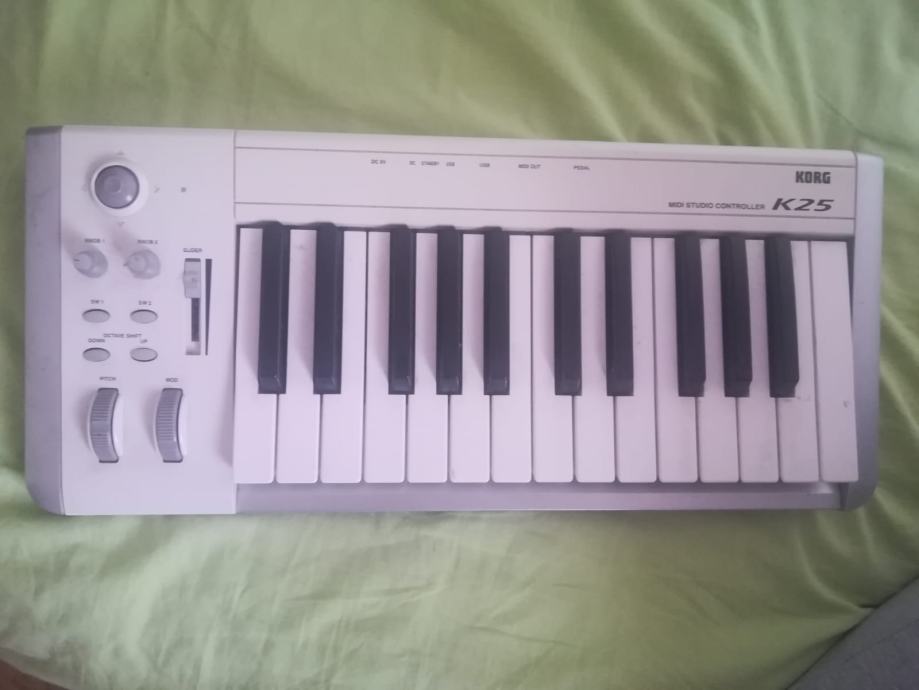 MIDI Keyboard KORG K25