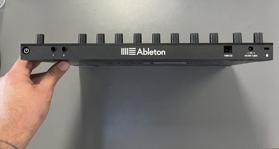 【美品】Ableton Push 2 + 専用プラスチックカバー Amazon.com: Decksaver DS-PC-APUSH2 - Ableton Push 2 Cover