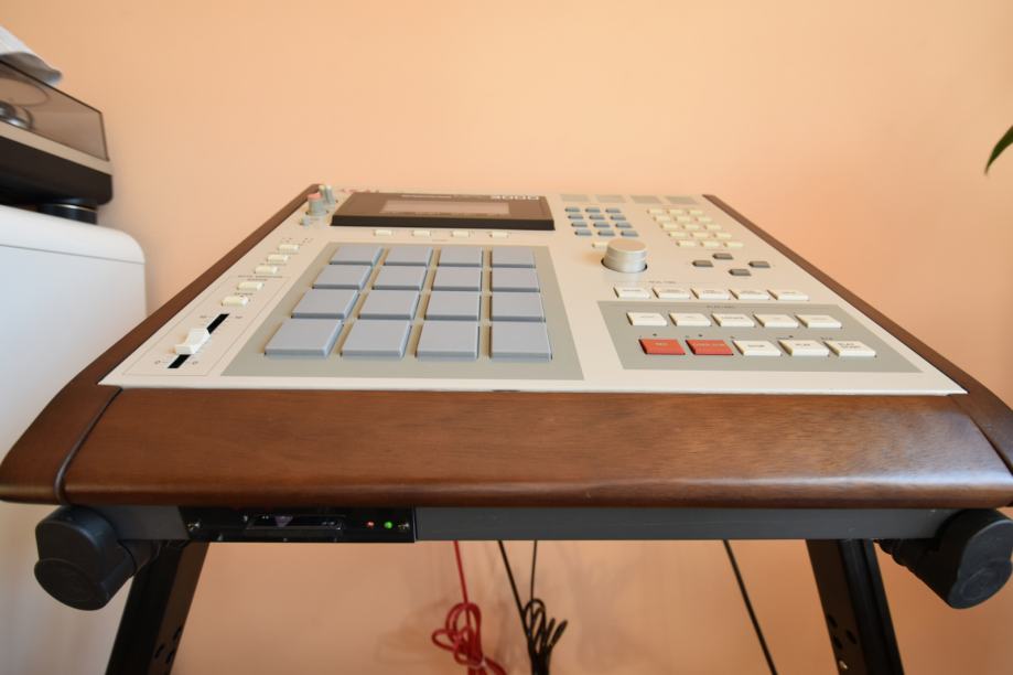 AKAI MPC 3000
