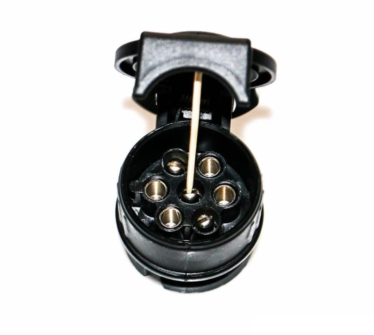 Adapter 13 polni sa auta na auto prikolicu 7 polni, novo