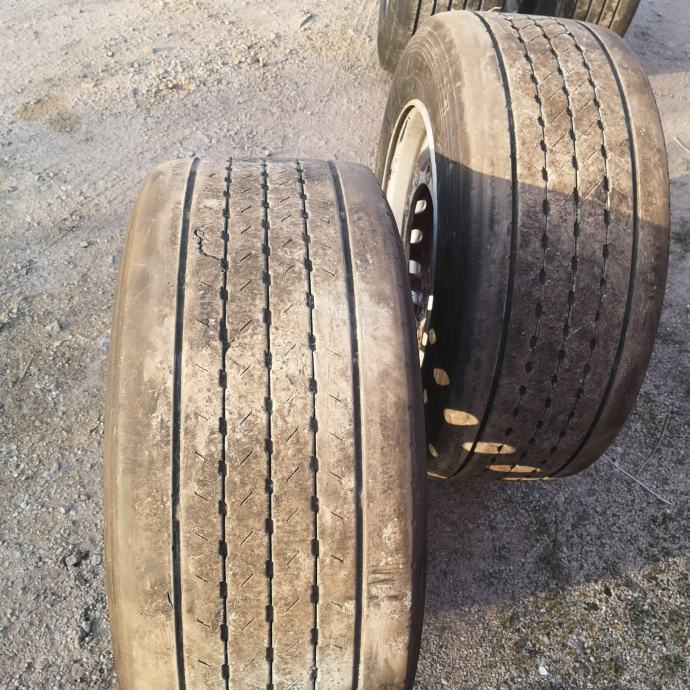 Good Year Marathon LHS II + HL 355/50R22,5 DOT4717 x2kom