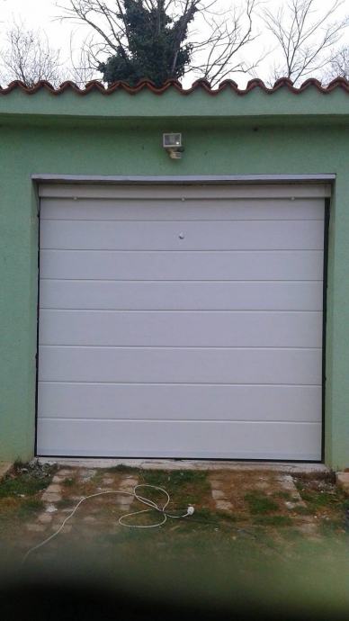 Pvc garazna vrata dimenzije 240×230×4cm