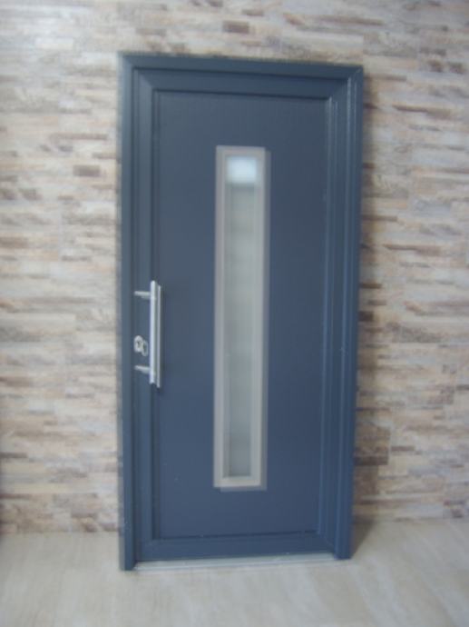 pvc ulazna vrata 110x210 antracit boje s rukohvatom