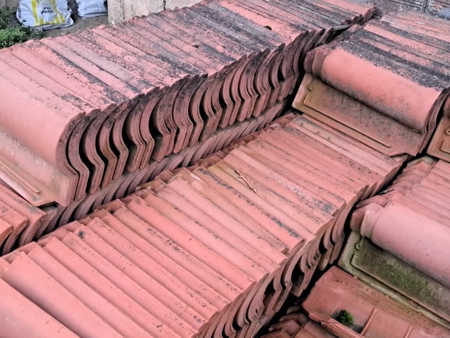 Prodajem crijep mediteran 304