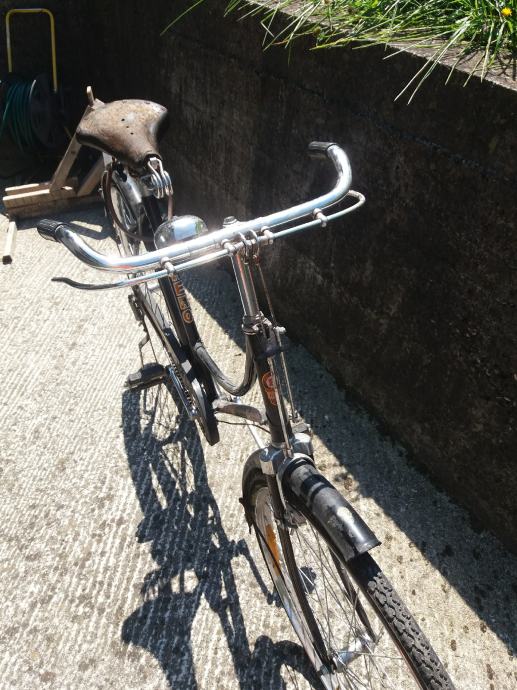 hero jet gold 22 cycle price