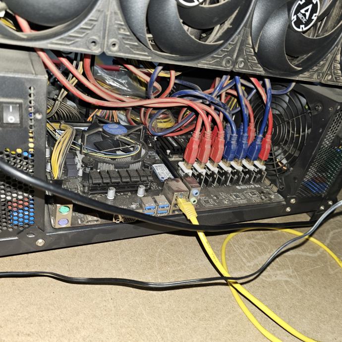Mining rig/moguće 1 karticu-RTX 3070 x 8/RTX 3070 Ti x 10/RTX 3080 x 6