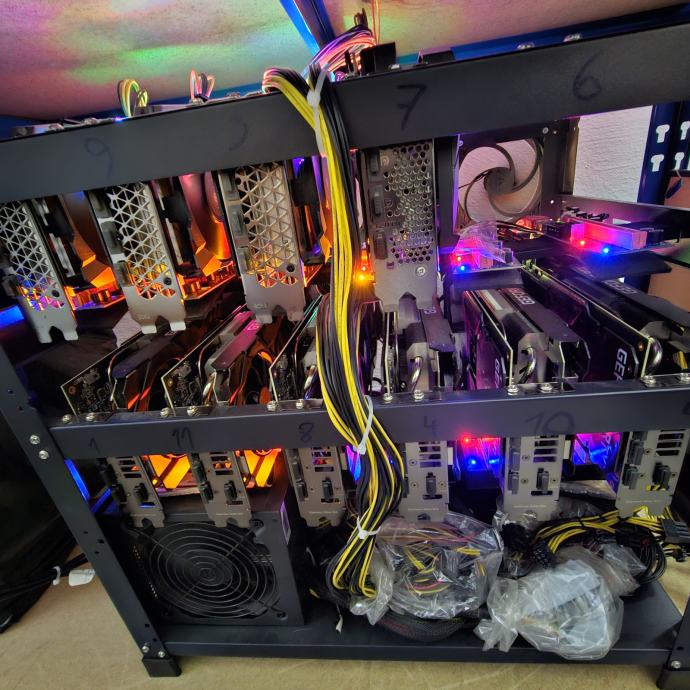 Mining rig/moguće 1 karticu-RTX 3070 x 8/RTX 3070 Ti x 10/RTX 3080 x 6