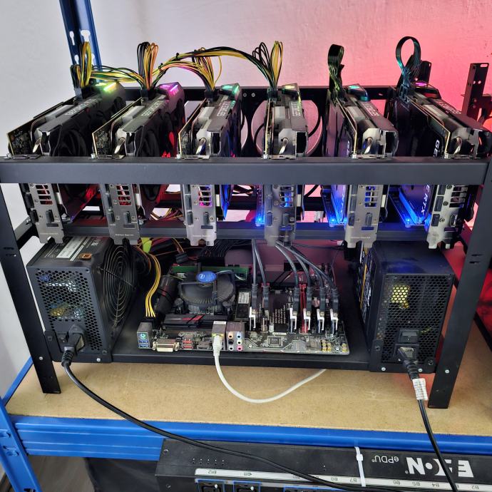 Mining rig/moguće 1 karticu-RTX 3070 x 8/RTX 3070 Ti x 10/RTX 3080 x 6