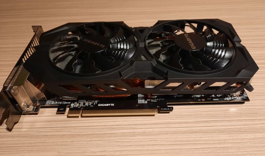 AMD Radeon GIGABYTE R9 380X WindForce