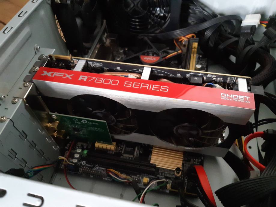 AMD Radeon R7850 2GB DDR5