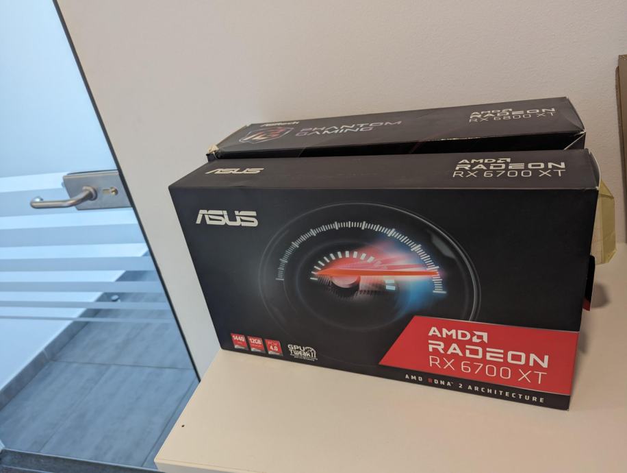 ASRock AMD RX 6700 XT