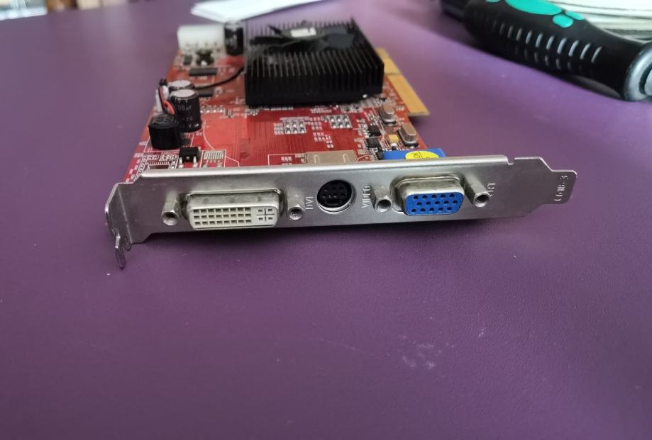 Ati Radeon 1650 AGP