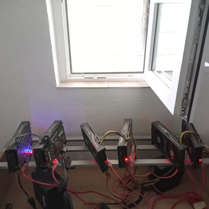 Mining Rig - 6x RX470 8GB (180 MHS)