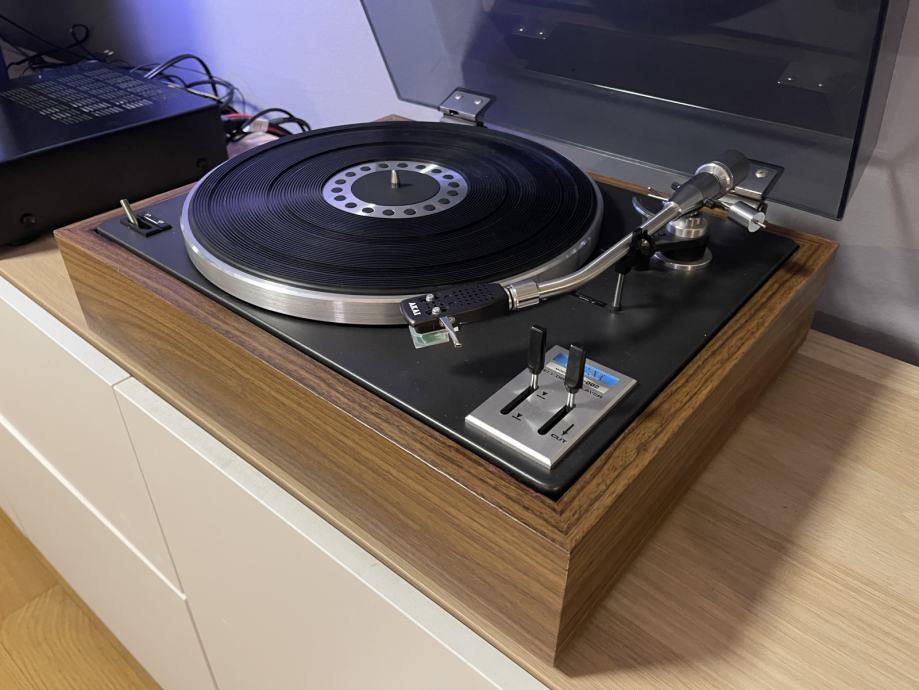 Akai AP-002 Vintage gramofon