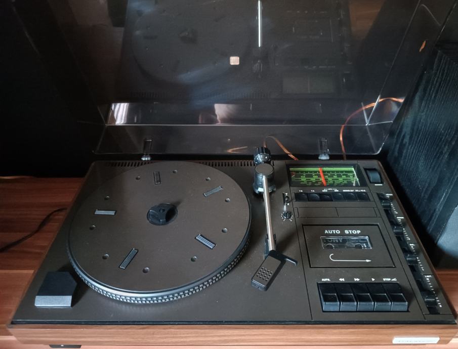 EUROPHON gramofon sa pojačalom i kazetom vintage