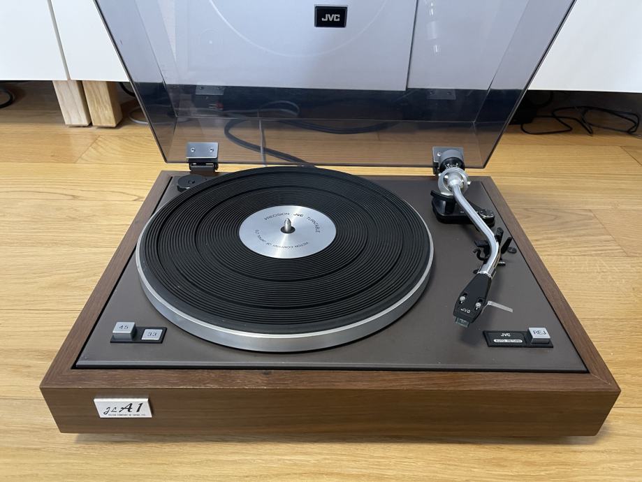JVC JL-A1 vintage gramofon (1974)