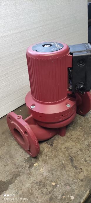 Grundfos pumpa UPS 65-120F nova