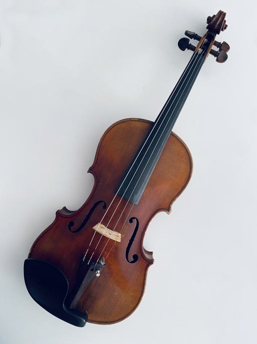 Prekrasna i dobro očuvana violina savršenog zvuka (1859 – 1923)