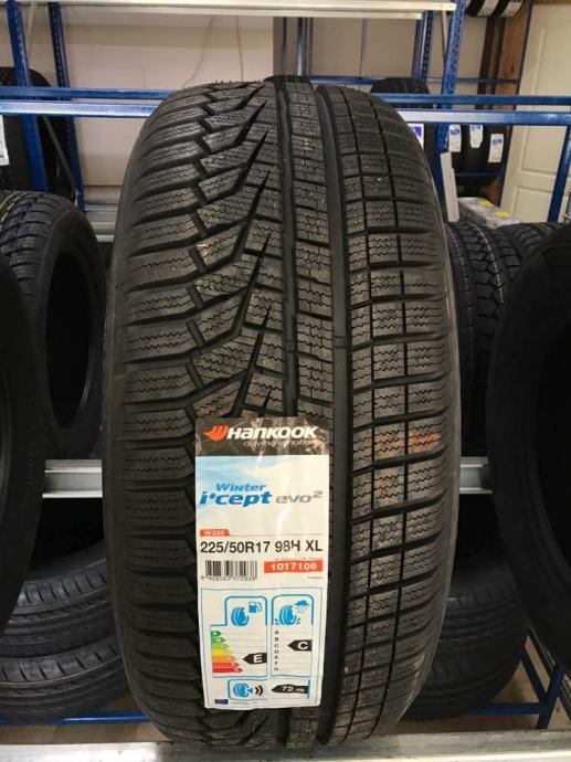 Lot De 2 Pneus Hiver Hankook I*Cept Evo 2 - 225/50 R17 98H, Occasion En Bon état, Code DOT 2017