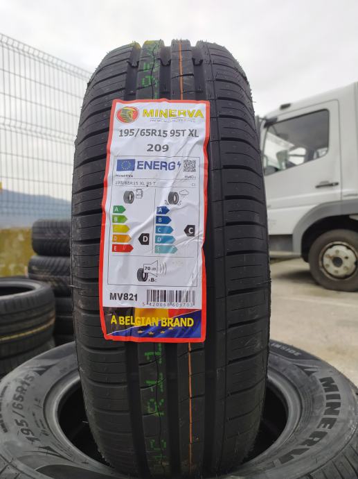 Gume Minerva 195/65/15 ljetna 4 kom.