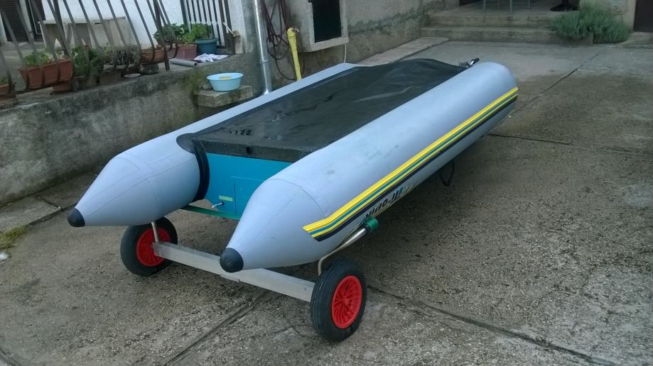 zodiac bombard tropik 335