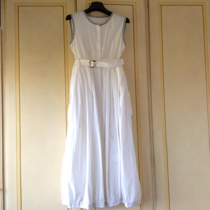 Bijela duga haljina