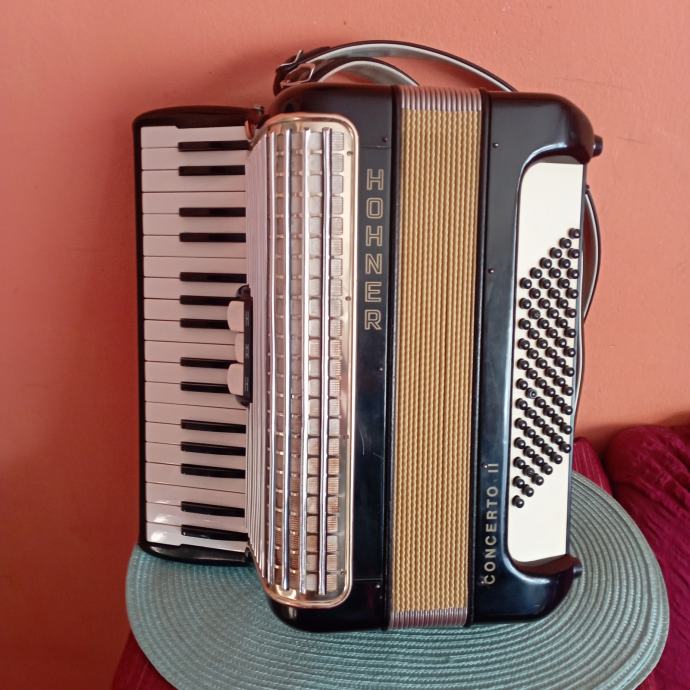 HARMONIKA HOHNER CONCERTO II 72