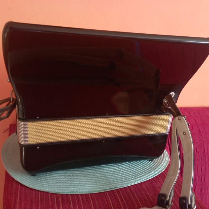 HARMONIKA HOHNER CONCERTO II 72