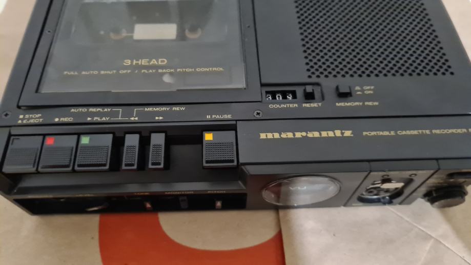 Marantz portable cassette recorder PMD222