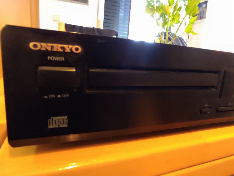 ONKYO CD player