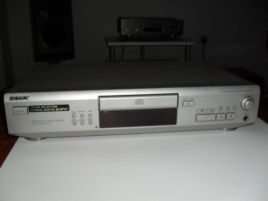 Sony CDP XE500