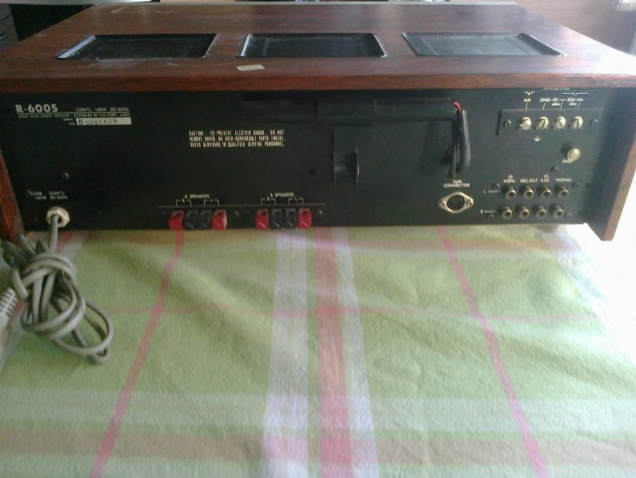 Luxman R-600S