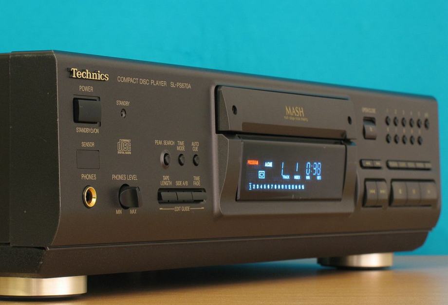 Technics SL-PS 670a CD player