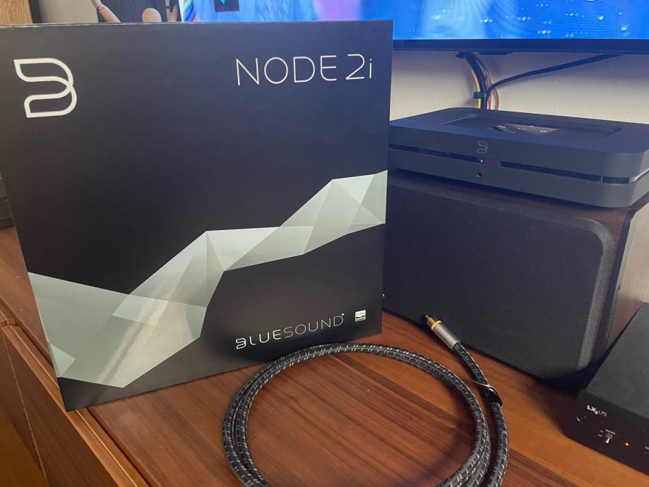 Bluesound node 2i streamer