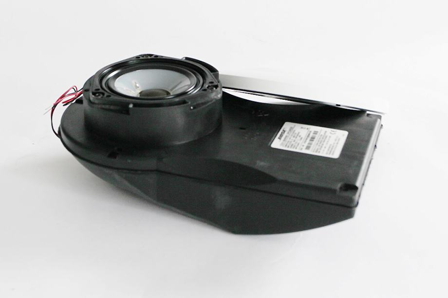 Bose 131 marine speakers