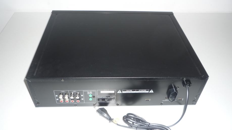 KENWOOD KE 7090 TOP MODELgraphic equalizer KAO NOVI PERFEKTAN