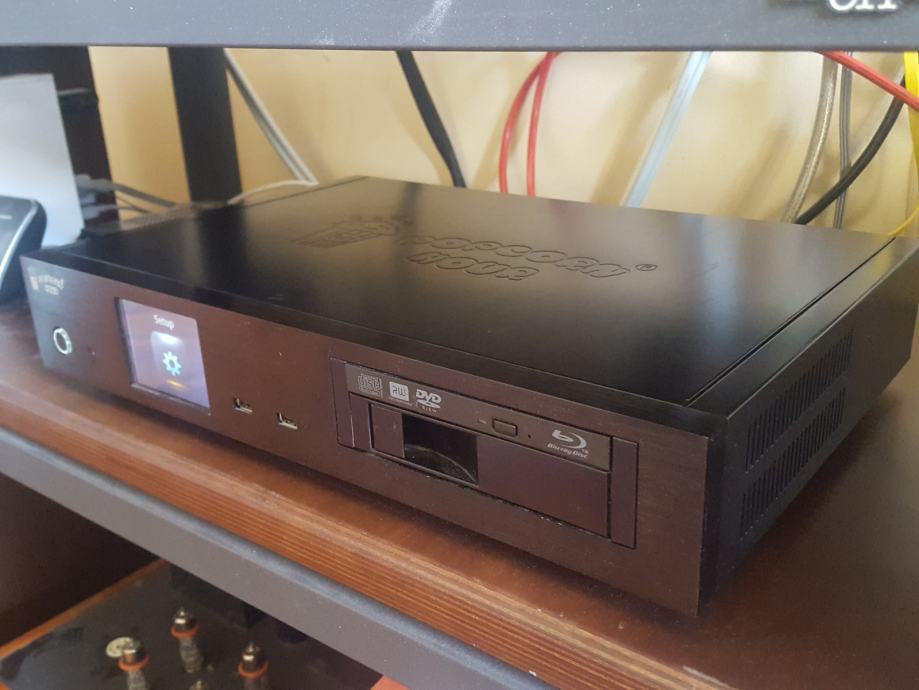 Popcorn Hour C300 music server streamer player