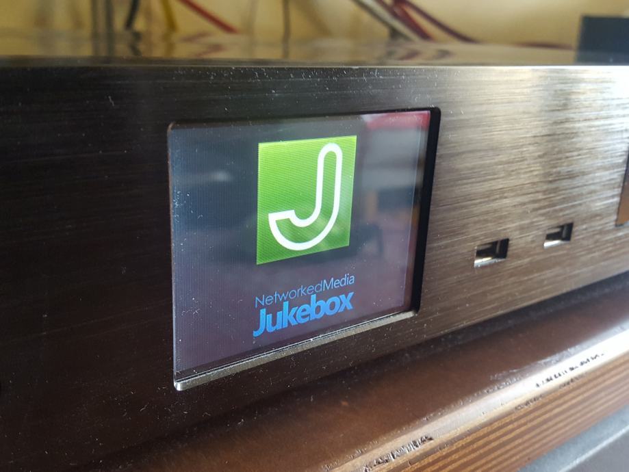 Popcorn Hour C300 music server streamer player