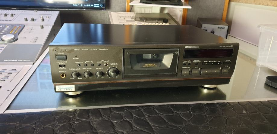 Technics - RS-BX404 Lecteur de cassettes audio Technics - RS-BX404 Lecteur de cassettes audio