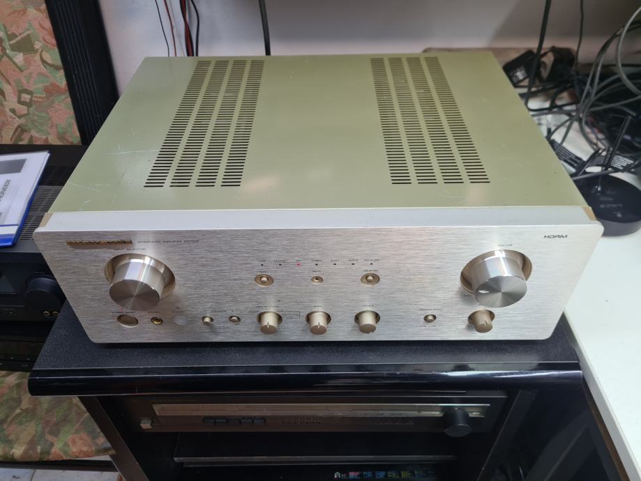 Marantz PM7000