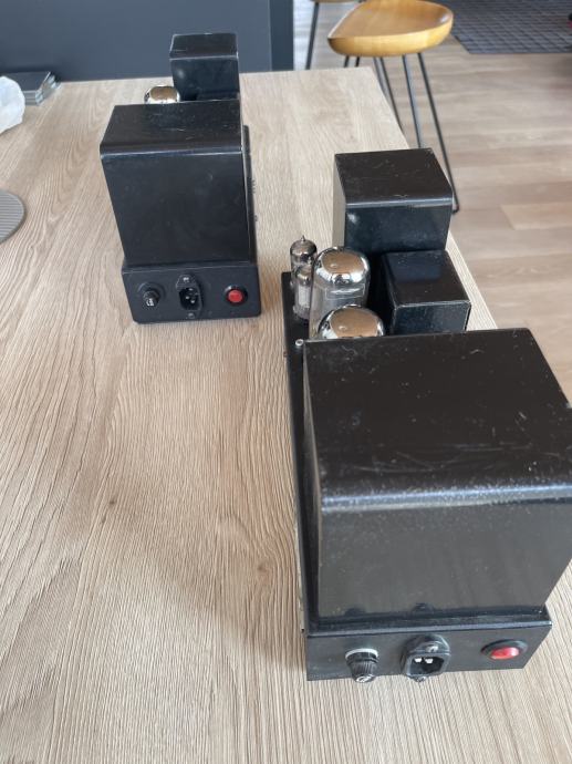 Quad II monoblok cijevna pojačala Quad II monoblock valve Amplifiers