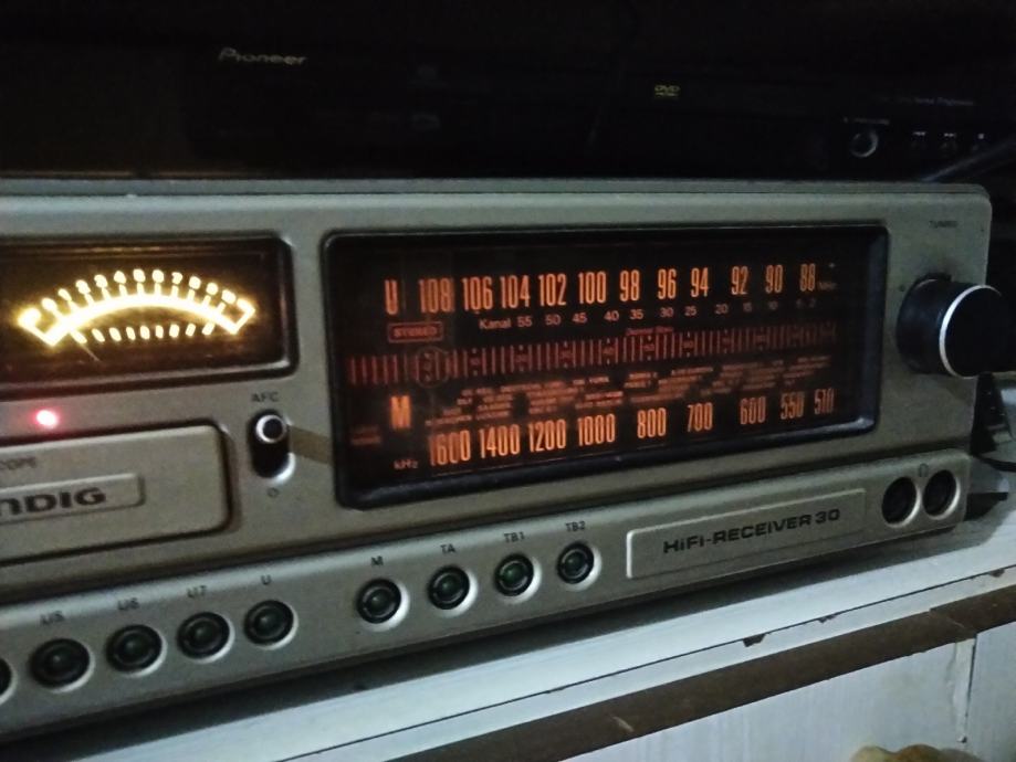 Grundig HiFi receiver 30, audio pojačalo s tunerom
