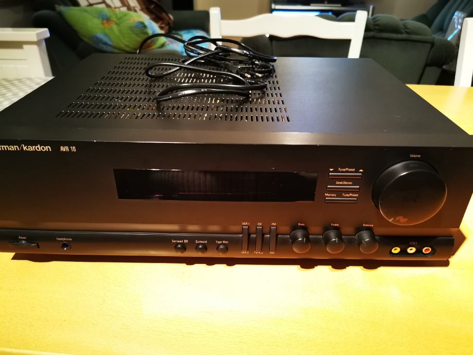 Harman kardon AVR 10 receiver