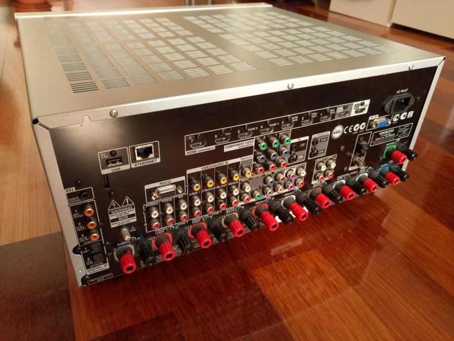 Onkyo TXNR 818 receiver (7.2 channel, 135w, Audyssey XT32)